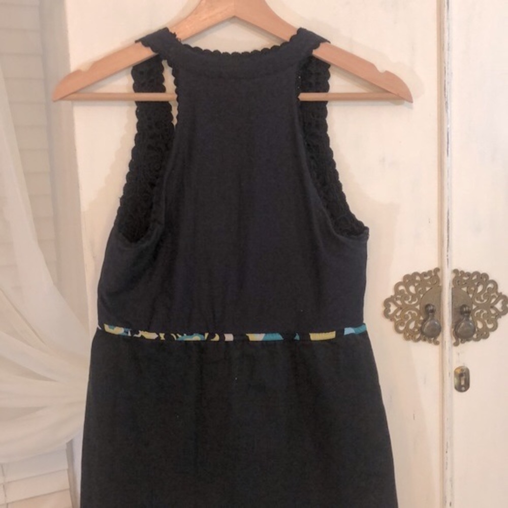 Crocheted Racerback Paisley Print Tank - Picture 11 of 12